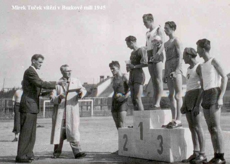 1945: Mirek Tuček vítězí v Buzkově míli