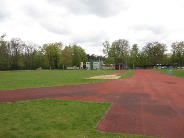 300m-stadion-ii