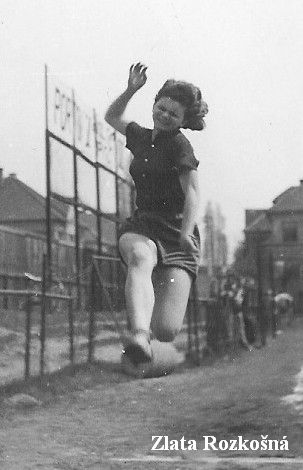 1943: Zlata Rozkošná